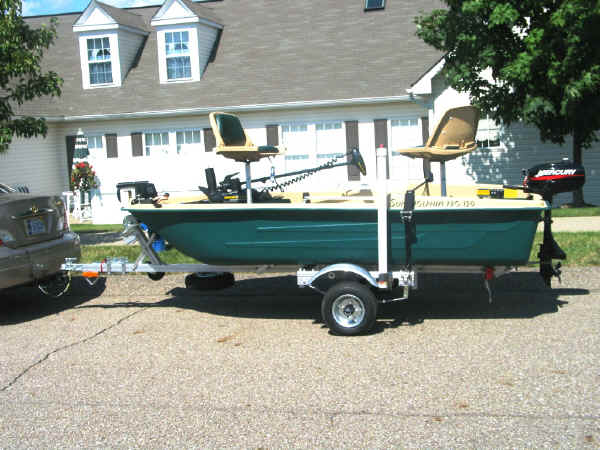 Trailex-SUT-250-S Boat Trailer with a Bass Boat
